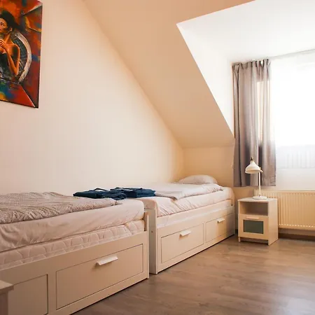 Luxury By Refa Group * Prague