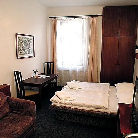 & Royal Standard Hotel 3*