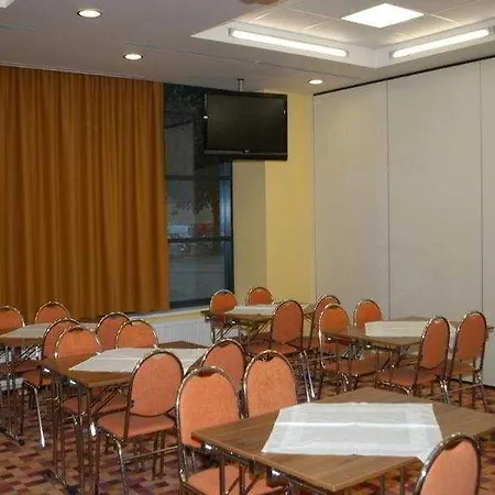 Iris Eden 4*