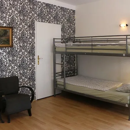 Boudnik Hostel