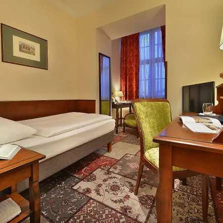 Ea Jeleni Dvur Castle Hotel Prague