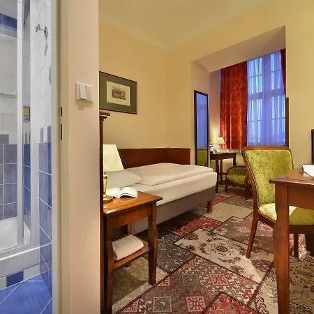 Ea Jeleni Dvur Castle Hotel 3*