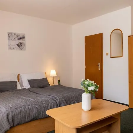 Kanarek Hotel