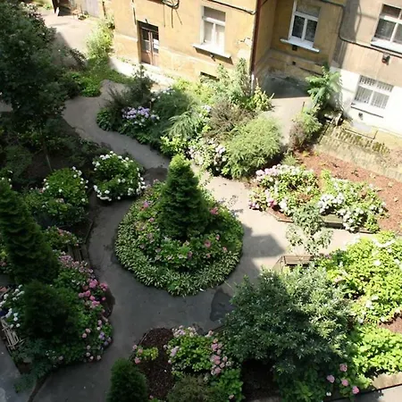 Spacious Elegance In The Heart Of Old Town 아파트 프라하