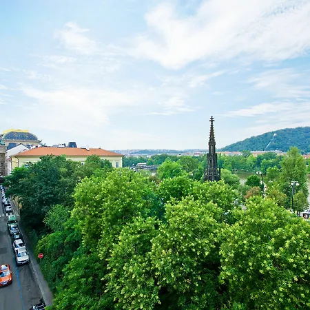 D22 Luxury Old Town