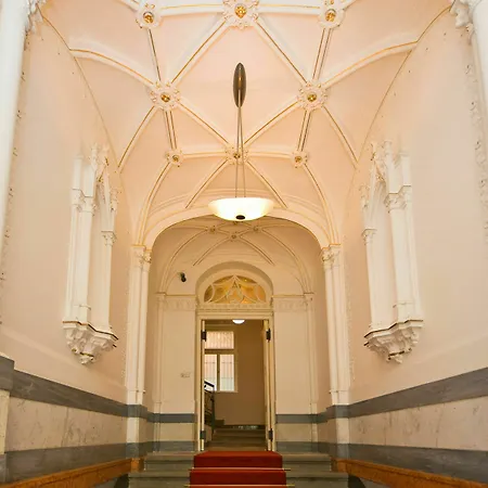 D22 Luxury Old Town Apartment Prague