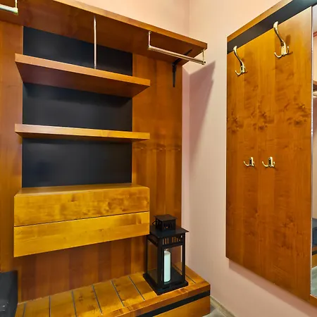 Oasis 4* Prague