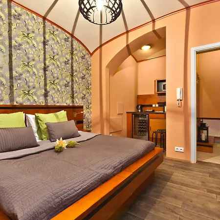 Oasis Aparthotel Prague