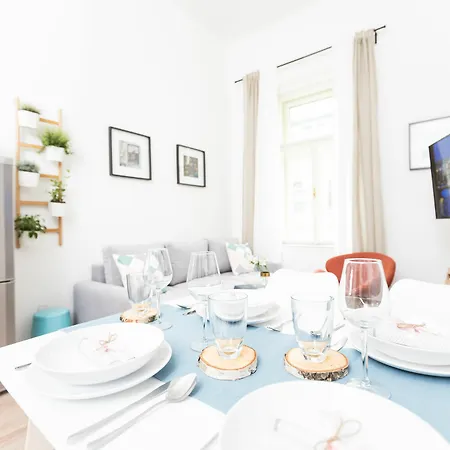 Aparthotel Chill 3*
