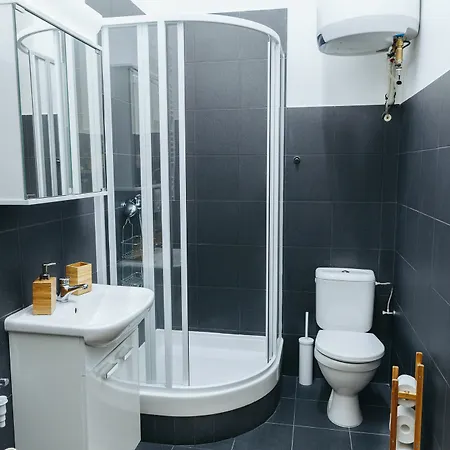 Chill Aparthotel