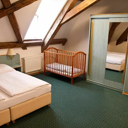 Adalbert Ecohotel 3*