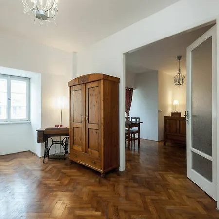 Apartment Melantrichova *
