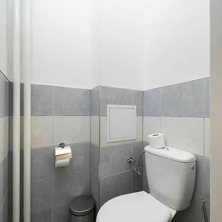 Empirent Petrin Park 4* Prague
