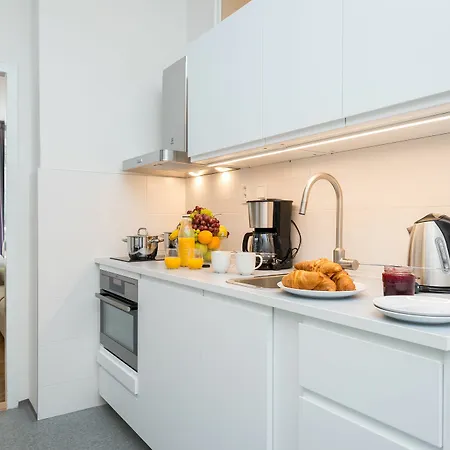 Empirent Petrin Park 4* Prague