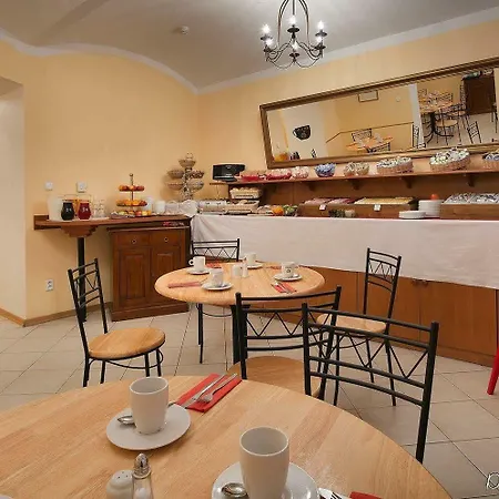 Hotel Suite Home Prague Hotel apartamentowy Praga