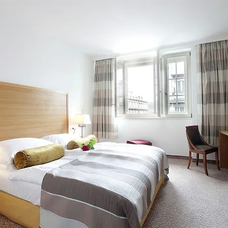 Hotel Clement