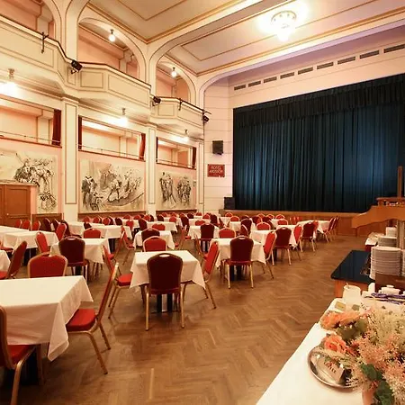 Elysee 4* Prag