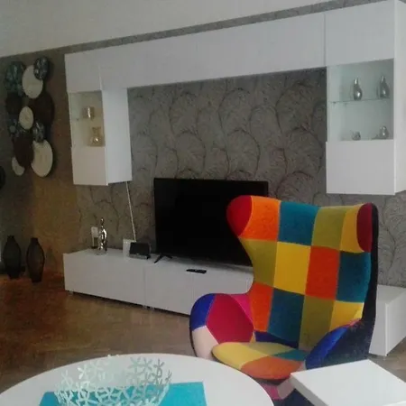 Jakubska 676 *