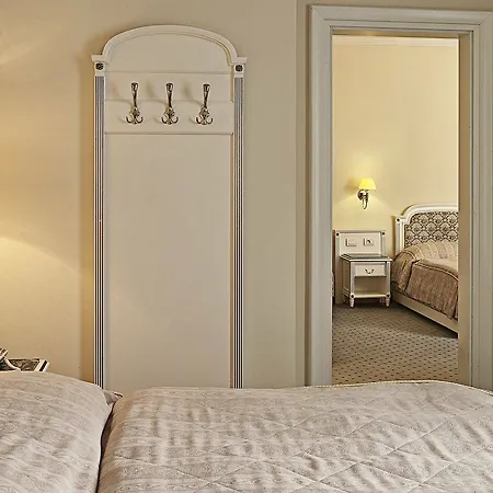 Hotel Ambassador Zlata Husa Prague