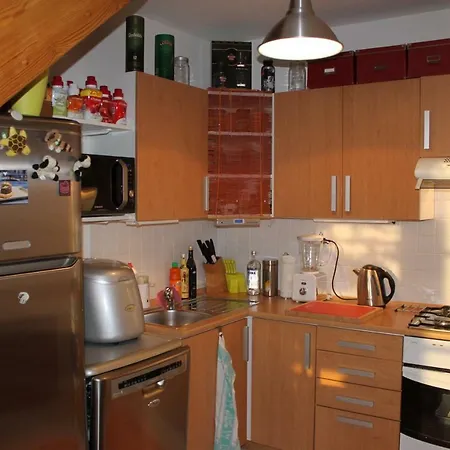 Sunny Two-story Kyje Prague