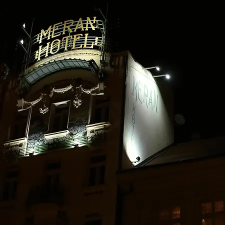 Meran Отель