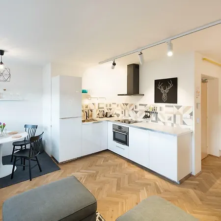Veleslavin Apartment *