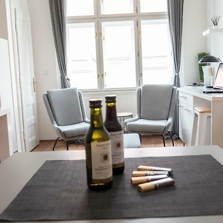 Appartamento Apartmán Bubeneč