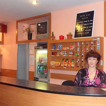 Mira Hotel 3*