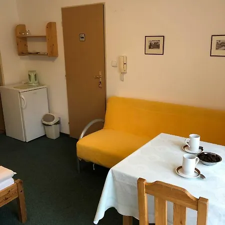 Guest house Trojska *