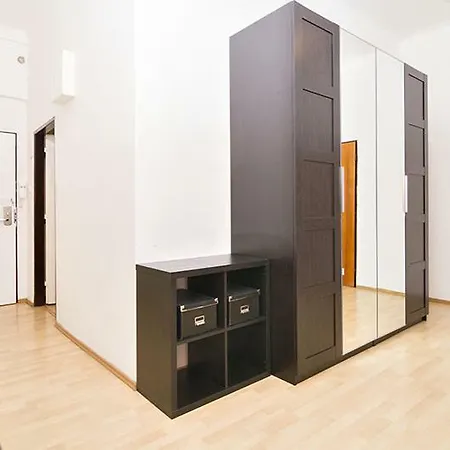 With 2 Bathrooms- 5 Minutes From Old Town - 102 M2 شقة *