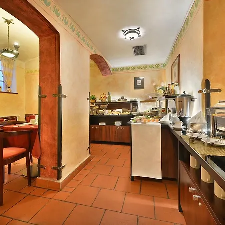 Hotel Ea Jeleni Dvur Castle