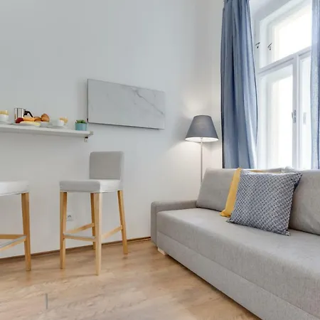 Jt's Benatska Str. Apartment *