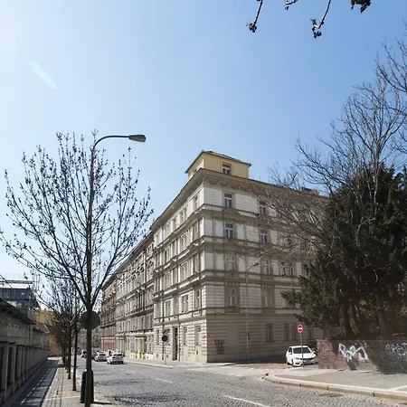 Jt's Benatska Str. Apartment *