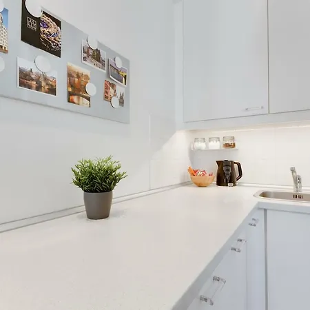 Jt's Benatska Str. Apartment Prague
