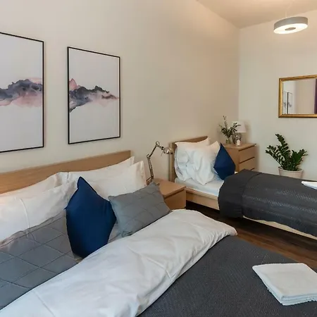 Capital - Aparthotel 4*