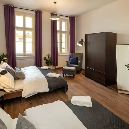 Aparthotel Capital -