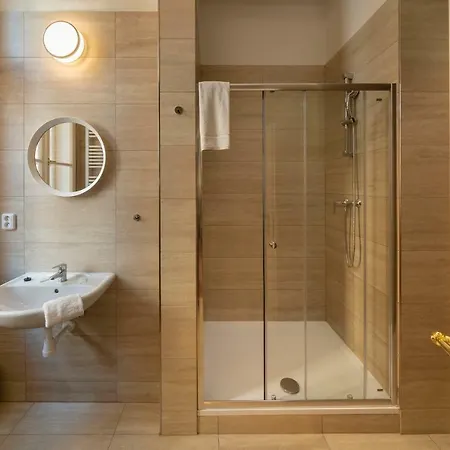 Capital - Aparthotel 4*