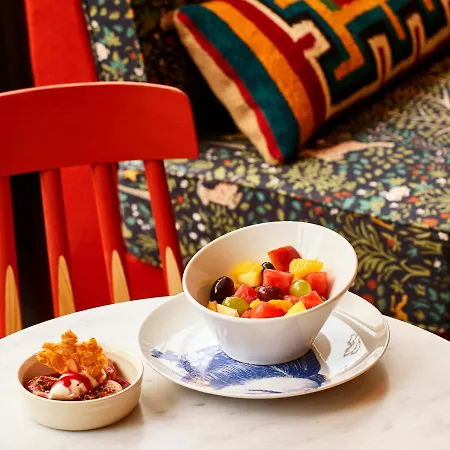 Mama Shelter Hotel