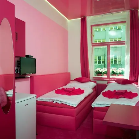 Colours - Your 7 Colour Experience In Centre Of Prague