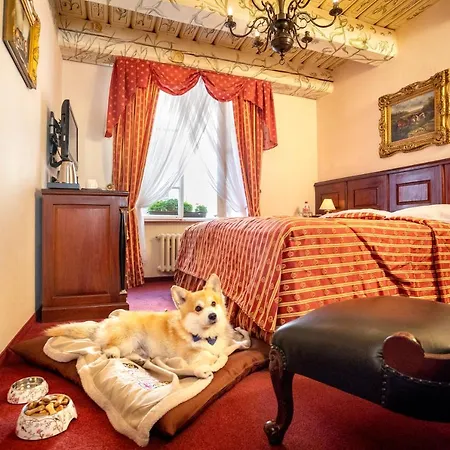 U Zlateho Stromu By Bhg Prague