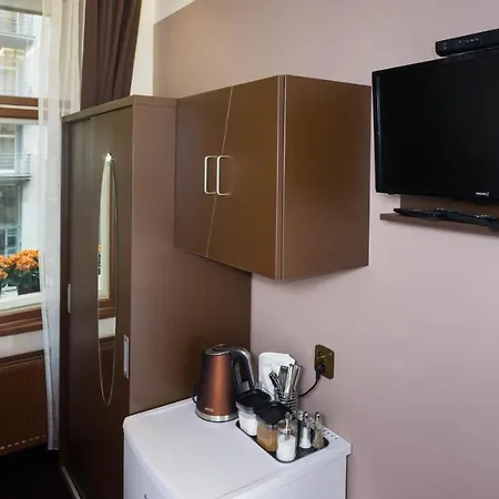 Apartment Colours - Your 7 Colour Experience In Centre Of