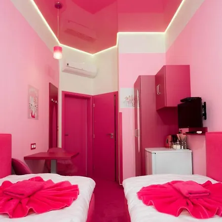 Colours - Your 7 Colour Experience In Centre Of * Prague