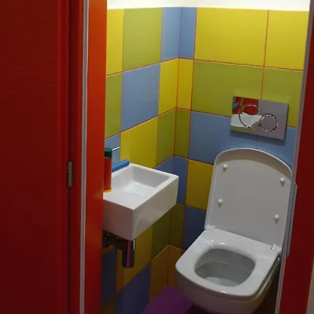 Colours - Your 7 Colour Experience In Centre Of Apartment Prague