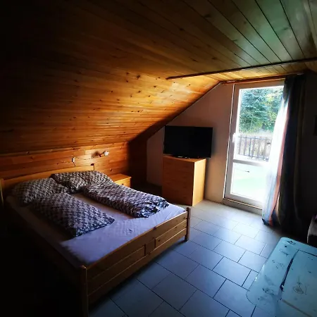 Zbraslav Apartment *