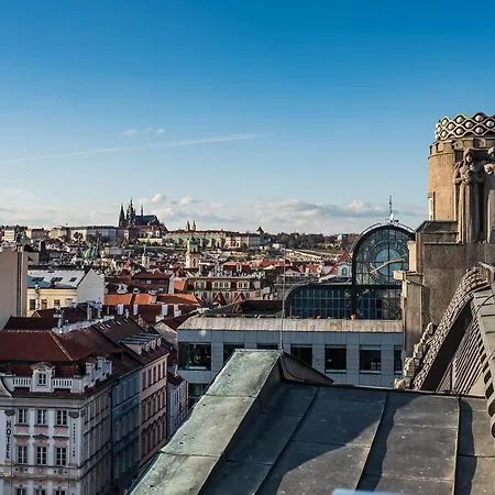 Wenceslas Square Terraces Praga