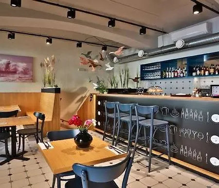& Aparthotel Praha