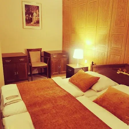 River Star Hotel