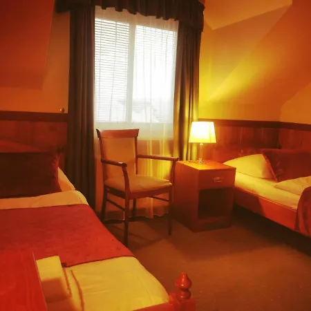 River Star Hotel 3*