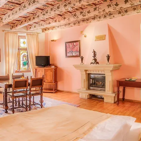 The King Charles Hotel 4*
