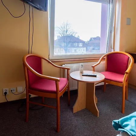 Skolicka Hotel Praga